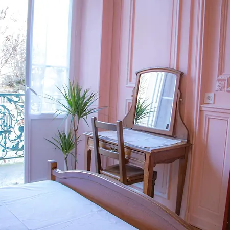 Plein Centre, 42m Au Calme Avec Balcon Et Wifi Lejlighed