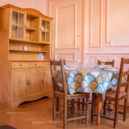 Lägenhet Plein Centre, 42m Au Calme Avec Balcon Et Wifi Aix-les-Bains