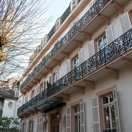 Plein Centre, 42m Au Calme Avec Balcon Et Wifi