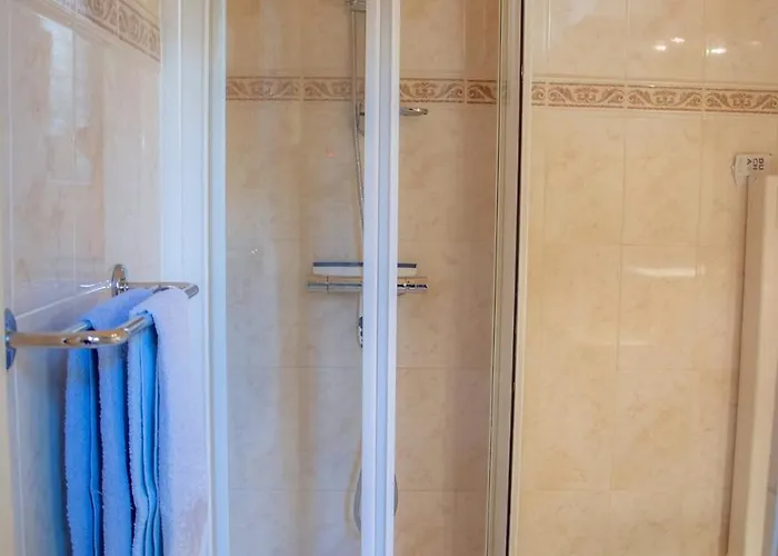 Plein Centre, 42m Au Calme Avec Balcon Et Wifi * Aix-les-Bains